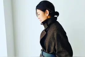 如何做一位优雅女人？掌握好“一半穿搭一半发型”，想不优雅都难图片