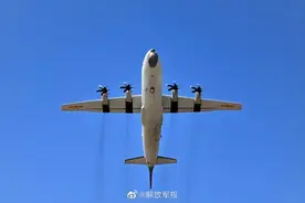 起飞！战机视角带你看云端美景图片