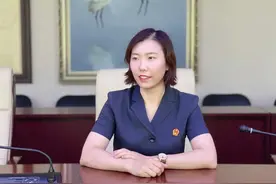 标兵是怎样炼成的丨李鲲：下好诗外功夫，“揉捻”出彩文章图片