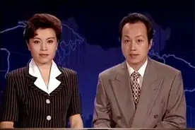 央视主持人，工作28年零失误，突接儿子坠楼消息，她含泪说出22字图片