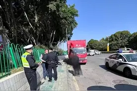 请注意！这样变道，要负全责还可能被罚！图片