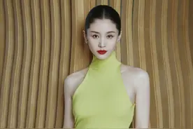 8年女粉丝凌晨写长信送到王子文手上，获本尊暖心回应：感谢你一直关注我，非常开心可以带给你勇气和安慰图片