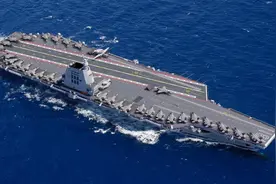 中国海军5艘军舰向日本海进发，网友：003航母啥时候也去转一圈？图片