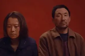 暑假黑马《隐入尘烟》为什么将在影院下架？图片