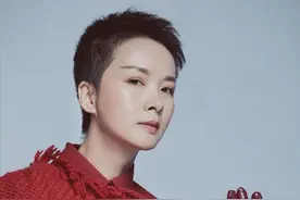 知名演员谢兰：从“丁克”到高龄产子，成宠子狂魔，她经历了啥？图片