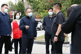 王春晓实地调研金水区、郑东新区疫情防控工作图片