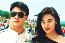 钱小豪前妻与儿子出席活动，51岁身材仍出众，罕谈大20岁富豪老公图片