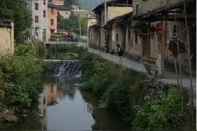 农村人自酿酒不能喝了？曾经被视若珍宝，现如今却无人问津图片