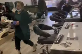凤姐在美国近况曝光，对比留在国内的芙蓉姐姐，两人差距一目了然图片