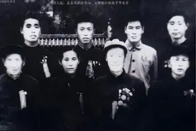 86年河南一老农去世，李德生、秦基伟派人吊唁，毛主席曾几次找他图片