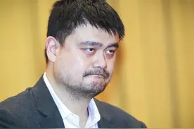愤怒！WCBA顶格恶犯，女篮孙丽三处骨折脚踝脱臼，姚明必须重罚图片