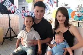 王皓不理会离队传闻，樊振东可以安心了，球迷也别吵了图片