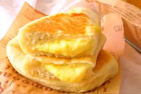 没黄油，没烤箱，用最简单的方法做爆浆面包，学不会来打我图片