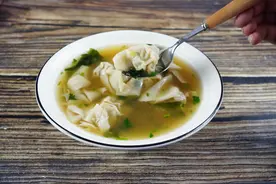 馄饨馅和饺子馅有何区别？2者调馅差别大，弄懂以后别再一样调了图片