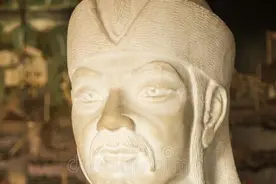 白居易的诗《琵琶行》集叙事抒情音乐于一身 奏出天涯沦落人的心声图片