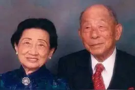 赵一荻患肺癌，88岁还亲自做饭，临终时对张学良说了9个字图片