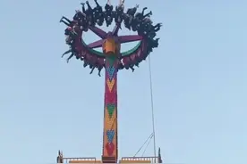 游乐场称大摆锤停摆因游客体重相近：很罕见图片