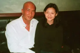 女星离婚3个月后带两孩子闪婚，对象连面都没见过，真爱或冲动？图片