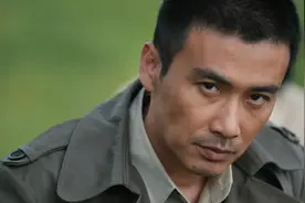 柳云龙：年轻时无戏可拍，从商后当老板自导自演，54岁成人生赢家图片