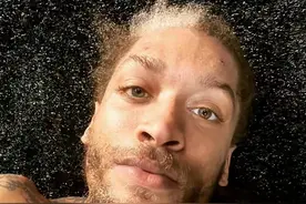 比斯利近况：迫于生计辗转各级联赛，和妻子相濡以沫，渴望回NBA图片