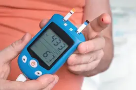 高尿酸加速衰老？抵抗皱纹，拥有年轻肌肤的秘密武器！图片