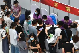 湖北这四所大学被官媒点名批评，毕业证一文不值，家长报考需谨慎图片