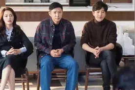 人过50终明白：兄弟姐妹间，不管贫穷还是富贵，都要会“装”才行图片