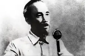 胡志明擅长汉语，又和中国交好许久，为何上台后却废除了汉字？图片