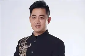 孔云龙骑摩托撞夏利，把相声干成高危职业，郭德纲：艺术特点结实图片