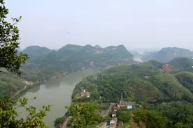 负债累累的人，记住刘伯温的四句话，就能走上坡路了图片