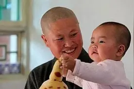 智宏法师：曾是清华高材生，选择削发为尼，在寺庙里收养一群孩子图片