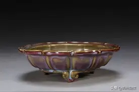 【了解】钧窑 —— 玫瑰红菱花式花盆图片