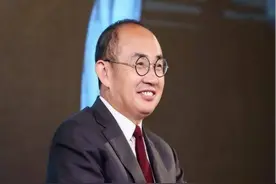 还是“跑”了？潘石屹套现300亿后现身美国，人民日报说的很对图片