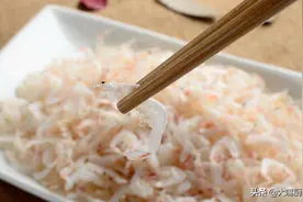老渔民：虾皮有“生熟”之分，区别挺大，弄懂了再买，营养又健康图片