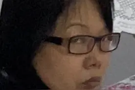 高中男生有多会玩？青龙偃月刀和“蜡笔小爹”，开飞机装置被没收图片