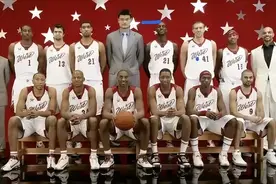 为何说姚明身高不止2米26，看完这5张照片 你自然能明白图片
