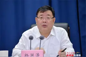 全市中医药大会召开 登高望远 奋力争先 乘势而上 守正创新 加快推进中医药事业高质量发展图片
