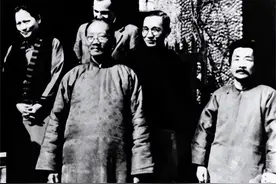 1957年罗稷南问毛主席：如果鲁迅活着现在会怎样？主席：两种结局图片