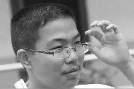 2010年，江苏考生写下755字古文，难倒阅卷专家，最后却拒绝北大图片