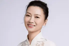 靠《百家讲坛》爆火的美女教授杨雨，到底是一个什么样的人？图片