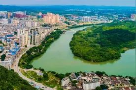 高速公路通车，南宁出发1小时可达！这座氛围感满满的工业小城，引起你注意了吗图片
