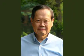 杨振宁为何备受科学家的追捧？你根本不了解杨振宁的伟大图片