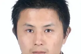 关于公开征集杨伟、张露等人违法犯罪线索的通告图片