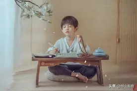 人过五十“嘴多败福”：尽量不在人前讲这些话，是一种远见图片