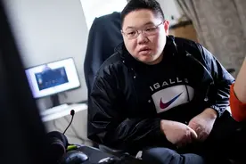 PDD人傻了，刚回归逆水寒账号就被冻结！解封要先交2千块保释金图片