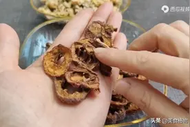 菊花加山楂干泡水喝，老一辈留给我们的土方法，很多人都不知道图片