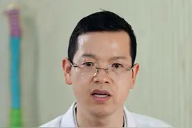 身体发出4个信号，说明肝脏亮"红灯"了！#肝脏图片