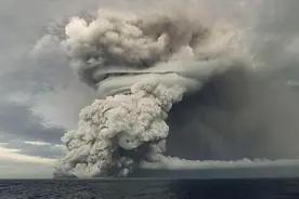 现实版“日本沉没”？汤加火山大爆发，大片国土似已沉入海中图片