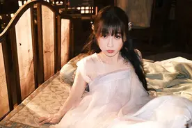 虞书欣晒新剧片场花絮美照 歪头杀灵动可爱超少女图片