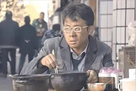 张译搞笑场面盘点，网友们轻点扒，给张译留点体面～图片